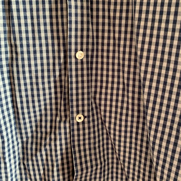 IZOD Button Down Shirt - L - Picture 6 of 9